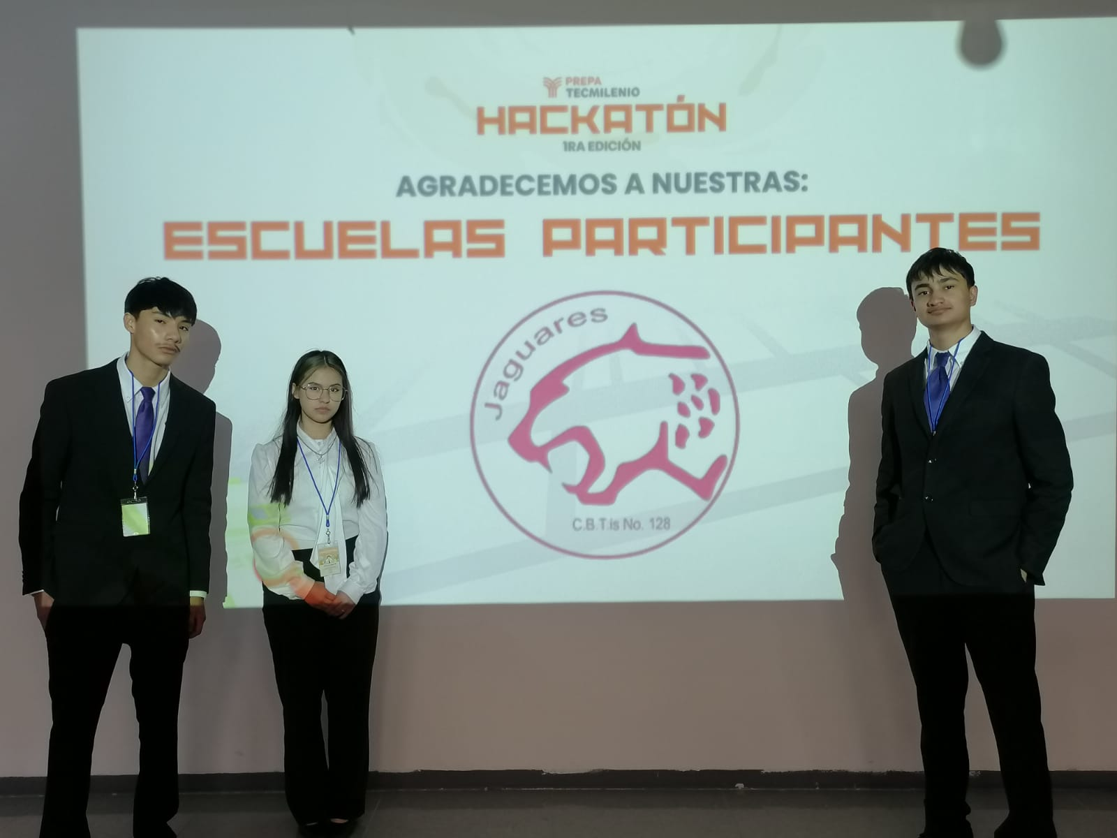 Equipo ModeX en el Hackathon